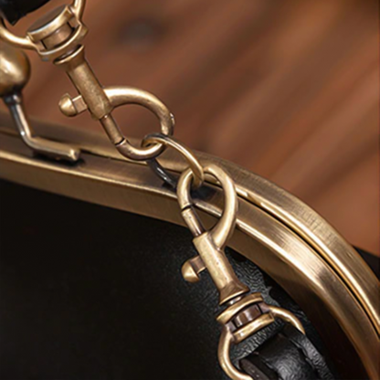 Naferio - Strukturerad väska i veganskt läder